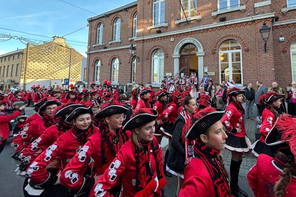 Küschespektakel: Kelmis startet in die neue Karnevalssession(9)(13)