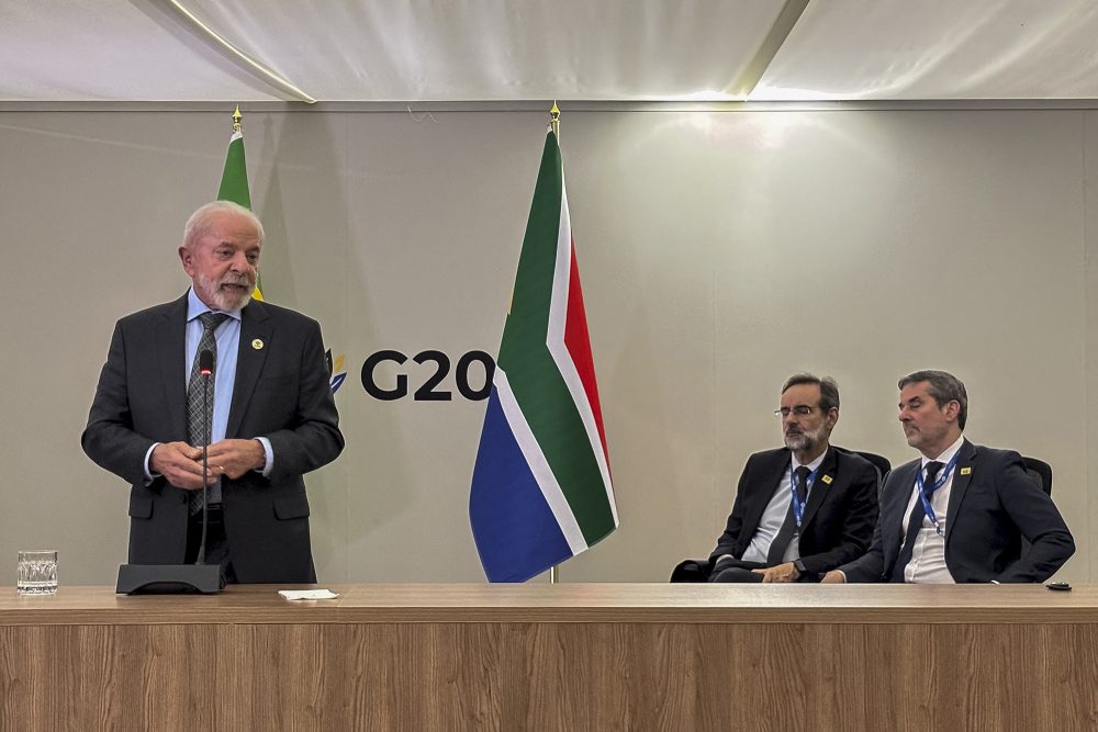Brasiliens Präsident Lula spricht auf Pressekonferenz auf G20-Gipfel