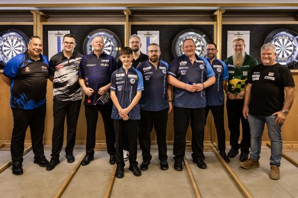 OstbelgienDartsShow2025_PeterFreisenThomasLeufgenMedia