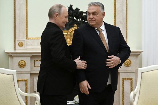 Russlands Präsident Wladimir Putin mit den ungarischen Premier Viktor Orban am Freitag in Moskau