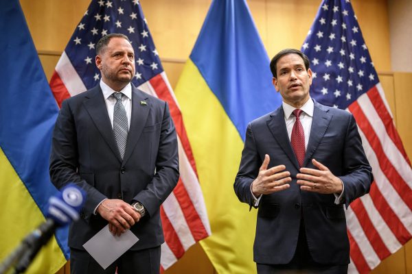 US-Außenminister Marco Rubio und Andrij Jermak, Leiter des Präsidialamts der Ukraine in Genf am 23. November 2025