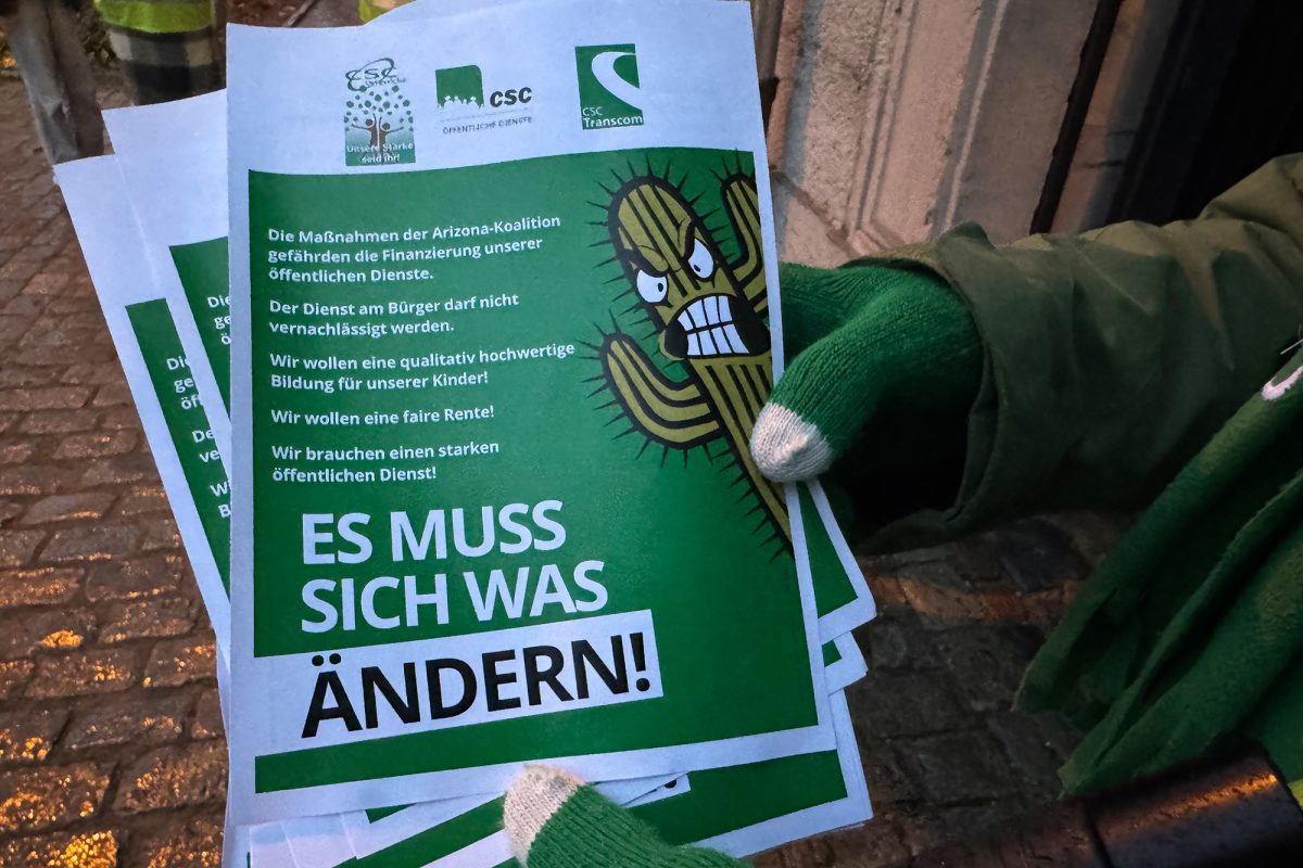 Handout mit den Forderungen der streikenden Lehrer an der PDS in Eupen