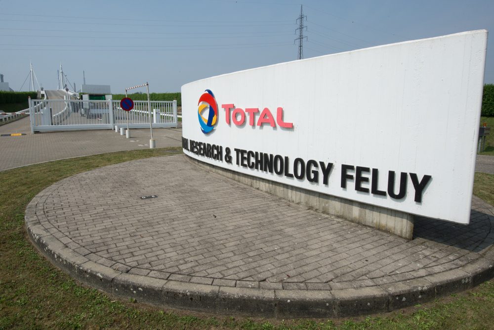 Werksschild TotalEnergies in Feluy