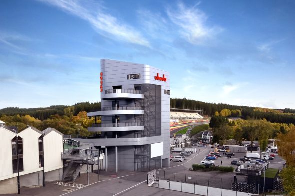 So wird der neue Der neue "Uhoda Tower" an der Rennstrecke von Spa-Francorchamps aussehen