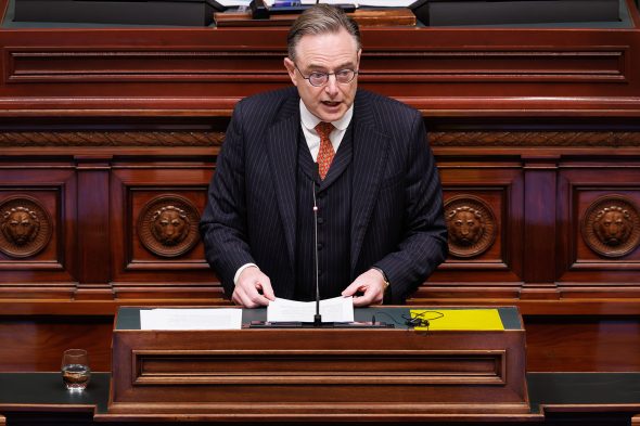Premierminister Bart De Wever bei seiner Regierungserklärung