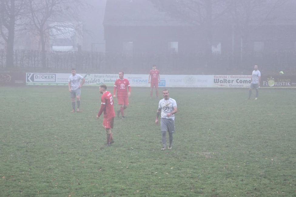 Elsenborn vs Emmels im Nebel