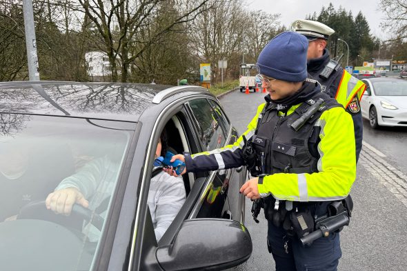 Bob-Kontrolle in der Nähe des Kreisverkehrs Wemperhardt