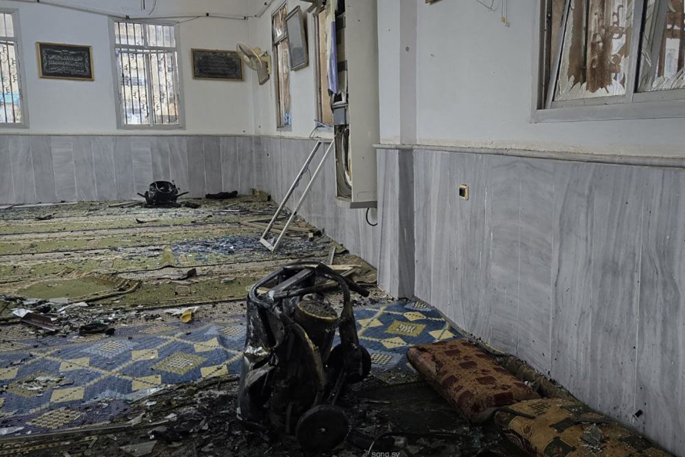 In der Moschee in Homs nach dem Anschlag