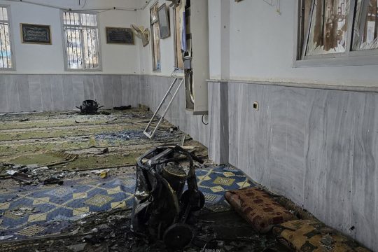 In der Moschee in Homs nach dem Anschlag