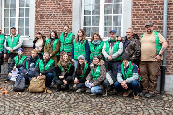 Demonstration des nicht-kommerziellen Sektors vor dem Regierungssitz in Eupen