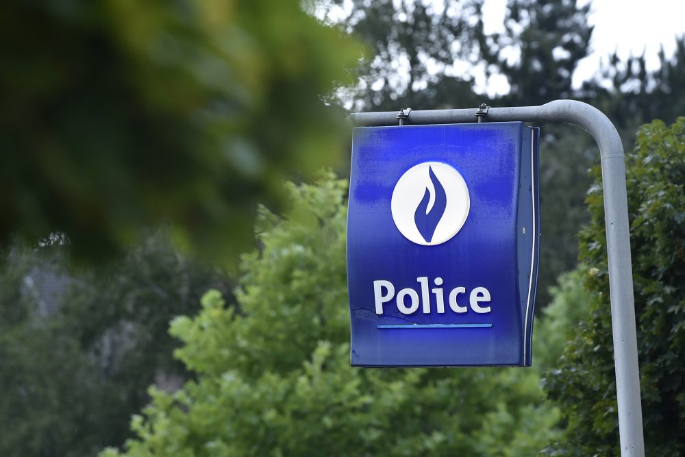 Logo vor dem Polizeibüro Welkenraedt