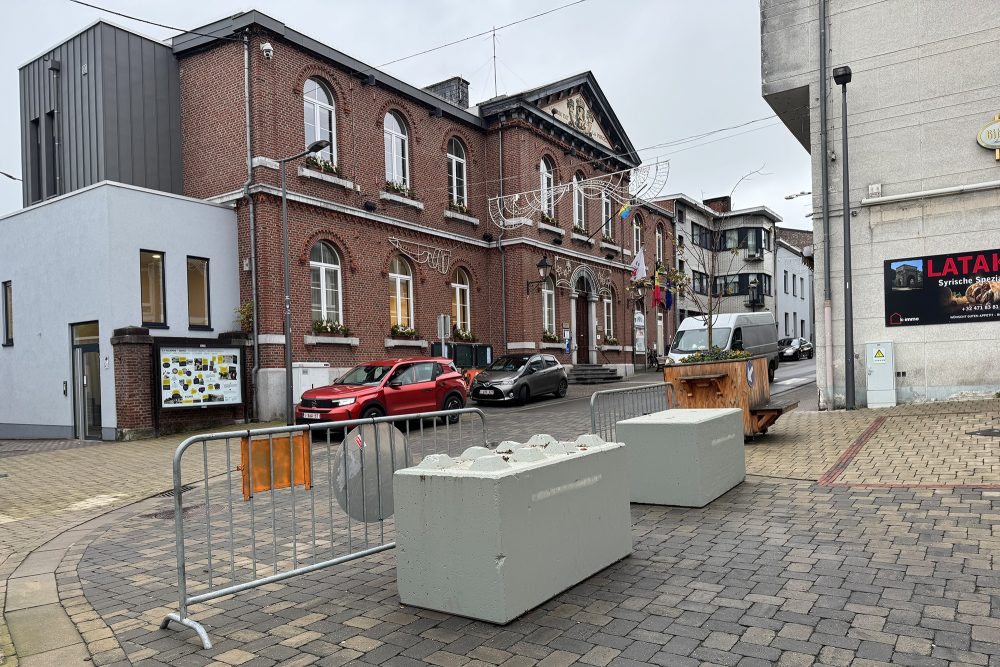 Die Polizei ergreift Sicherheitsmaßnahmen zum Schutz der Weihnachtsmärkte