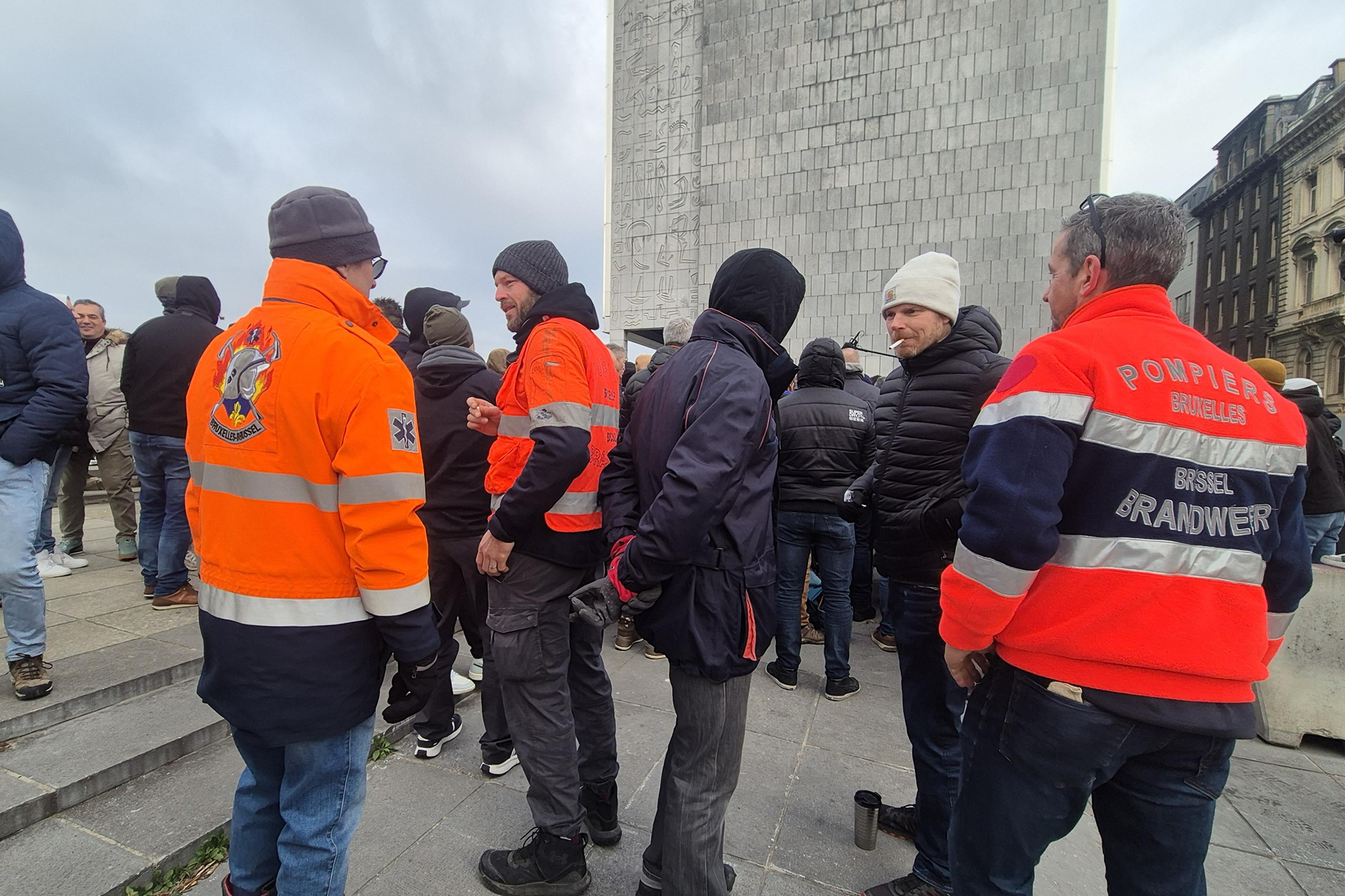 Protest-gegen-Arbeitsbedingungen-Streik-der-Br-sseler-Feuerwehrleute