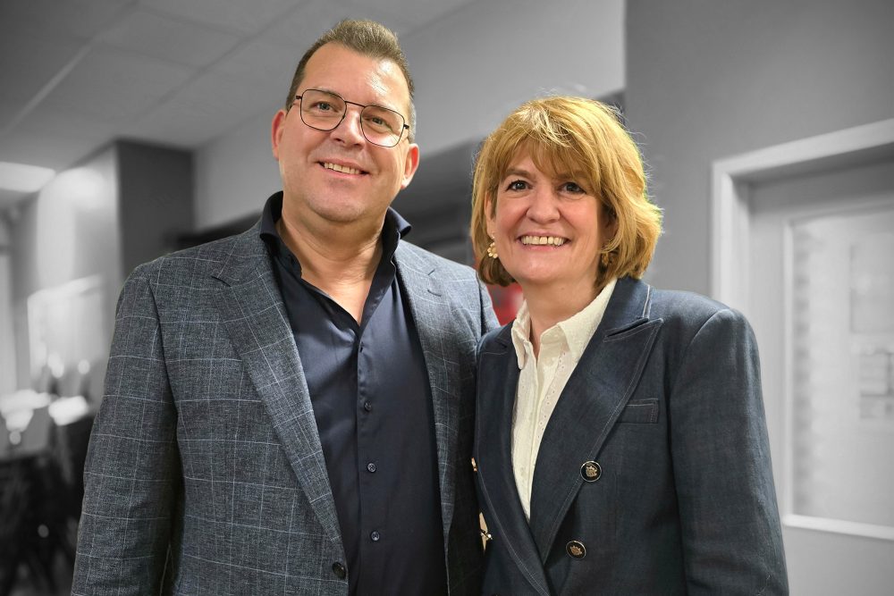 Vincent Lamberigts mit CSC-Bezirkssekretärin Isabelle Debroux