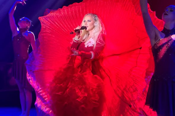 Gesangs-Act beim Aachener Weihnachtscircus