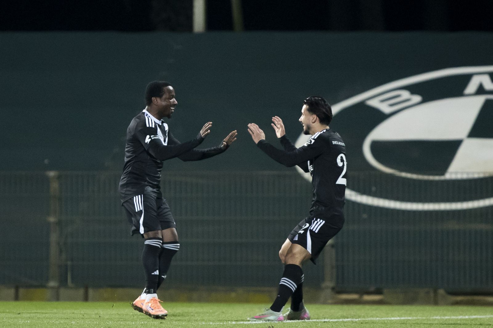 Nuhu-Doppelpack-reicht-Eupen-nicht-Lommel-dreht-Spiel-in-der-Nachspielzeit