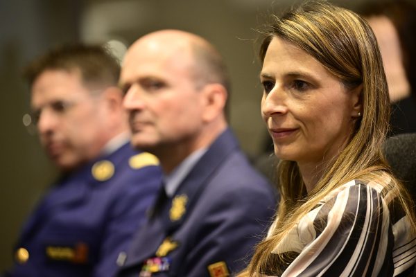 Die Leiterin der Sûreté Francisca Bostyn