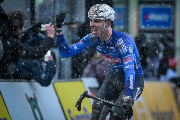 Niels Vandeputte gewxinnt Superprestige-Radcross in Gullegem