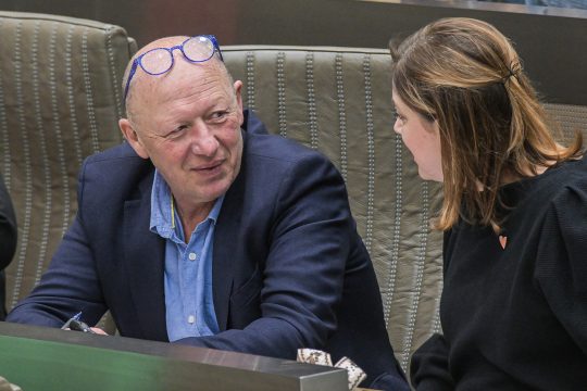 Hans Bonte (Vooruit) im flämischen Parlament