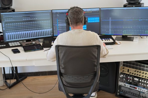 Mirko Braem mischt den Ton