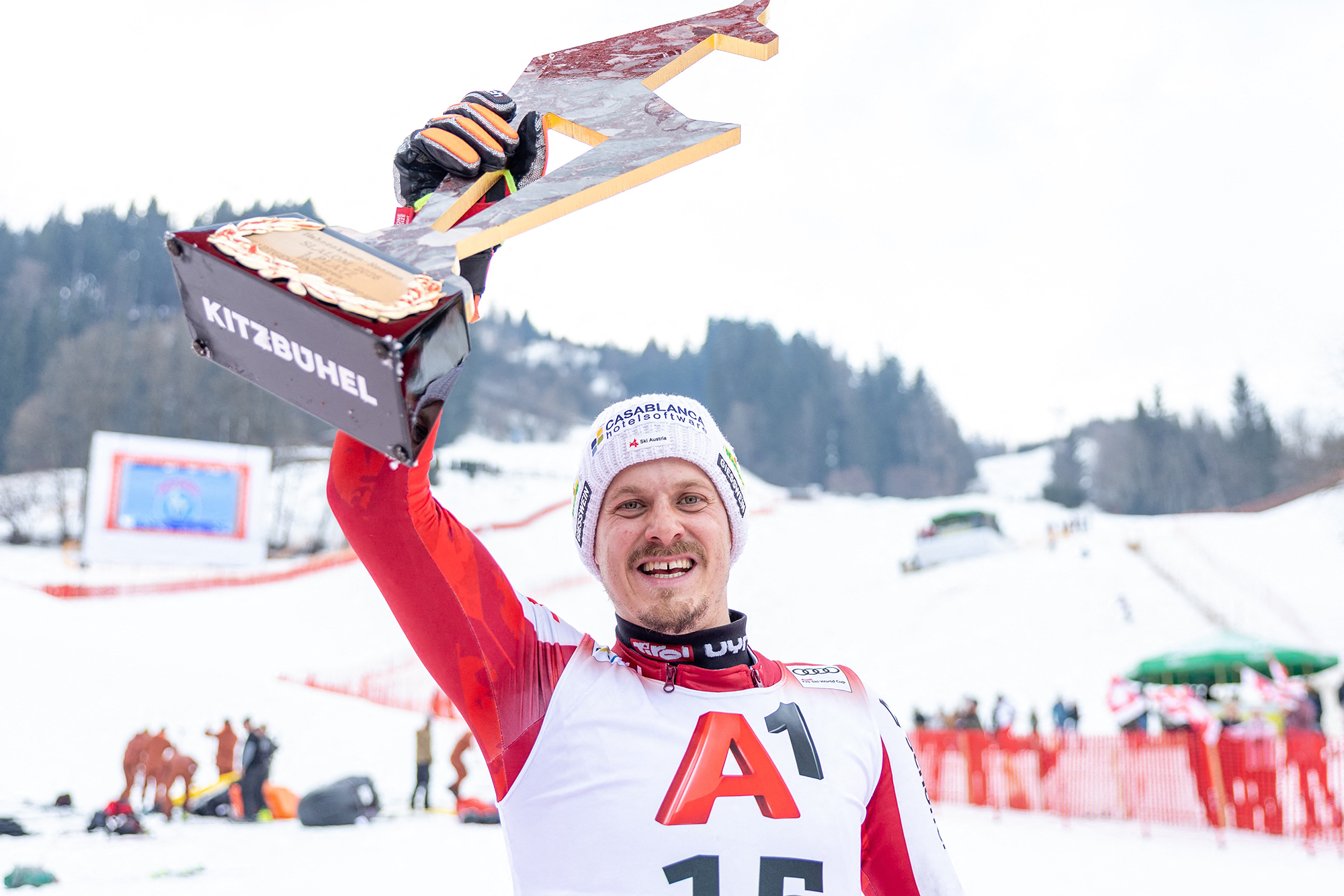 Ski-Alpin-Weltcup-Feller-gewinnt-in-Kitzb-hel-Marchant-wird-Sechster