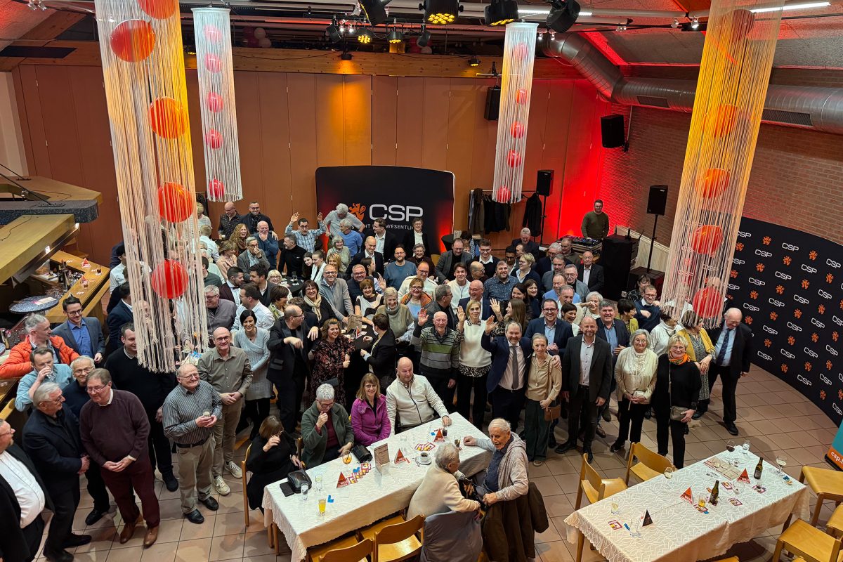 Gruppenbild der Teilnehmer