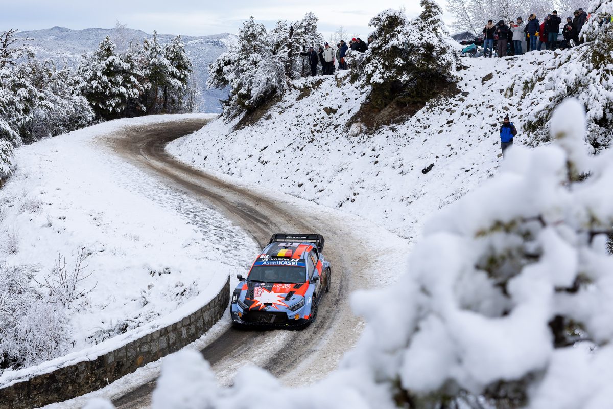 Thierry Neuville/Martijn Wydaeghe bei der Rallye Monte-Carlo