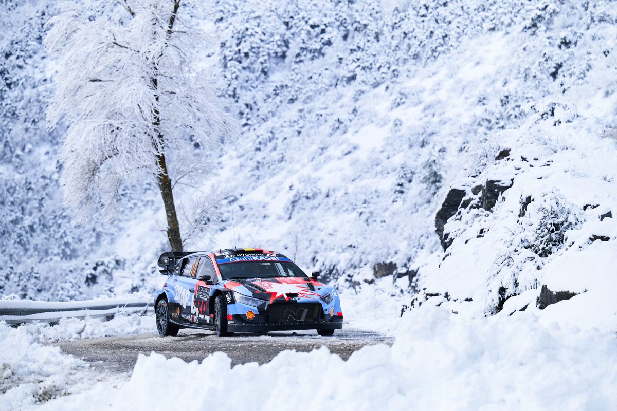 Thierry Neuville/Martijn Wydaeghe bei der Rallye Monte-Carlo