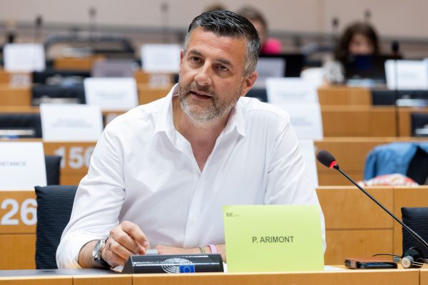 Der EU-Abgeordnete Pascal Arimont im Ausschuss