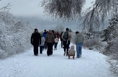 Schneetouristen auf Botrange