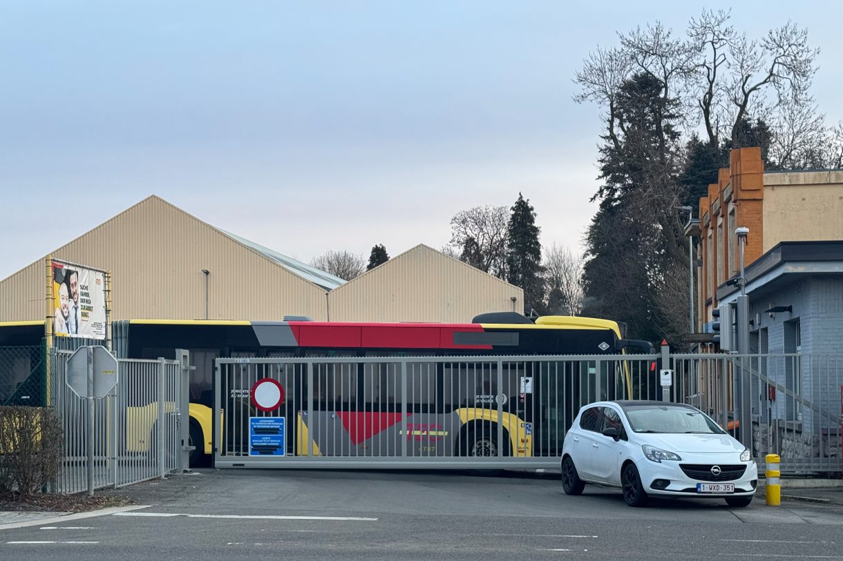 Blockiertes Busdepot der TEC in Eupen