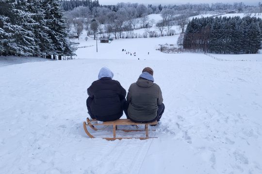 Winterspaß nach fünf Jahren Stillstand: Rodeln auf der Skipiste Zosterbach
