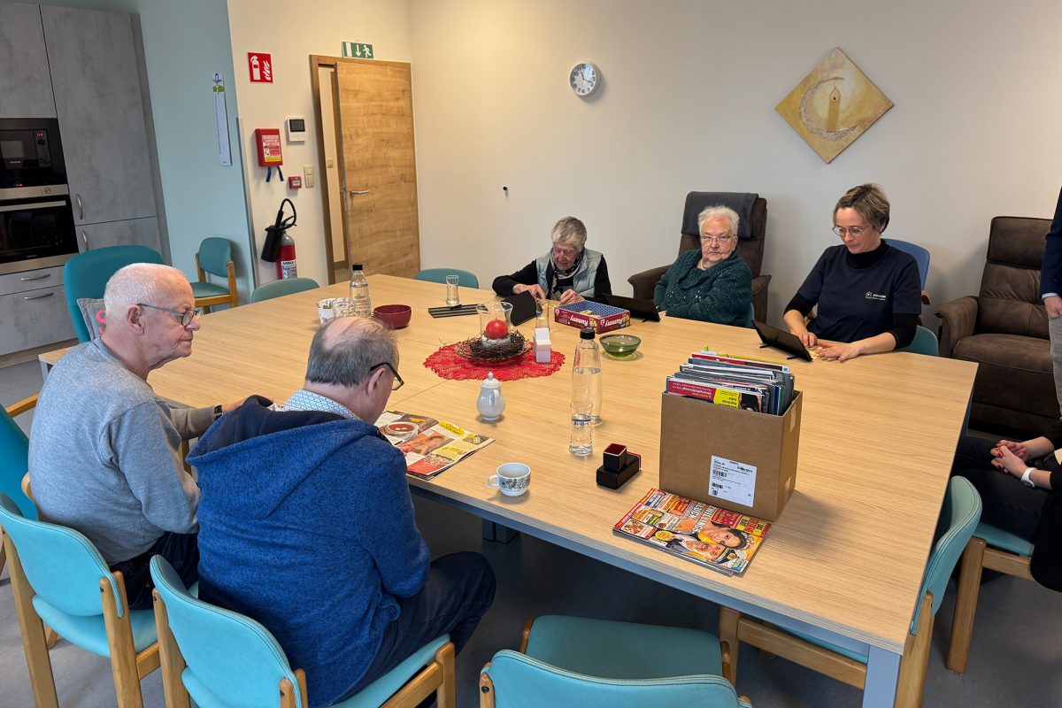 Aktivität im neuen Gemeindezentrum "Bambusch" in Amel