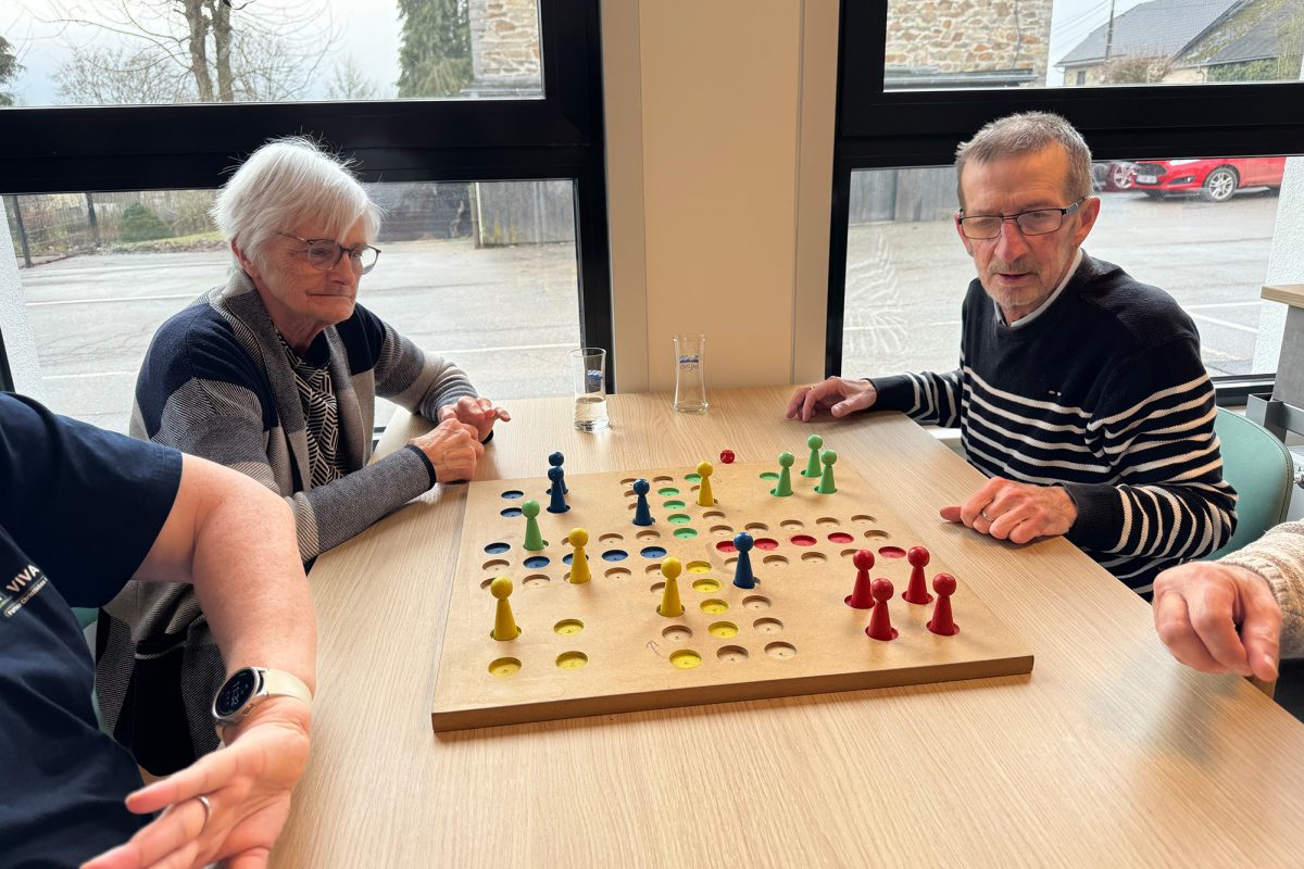 Aktivität im neuen Gemeindezentrum "Bambusch" in Amel