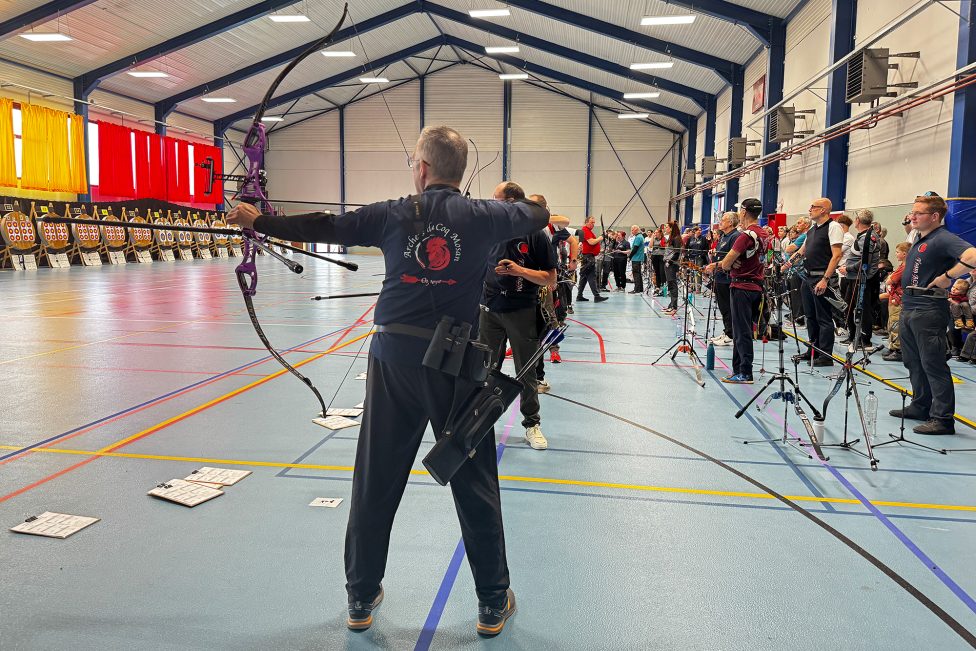 Bogenschütze bei der Provinzmeisterschaft im Bogenschießen in Kelmis