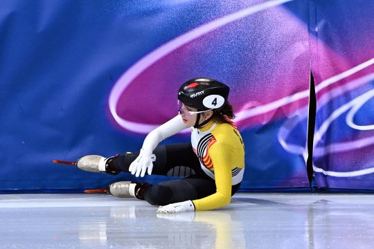 Hanne Desmet stürzt im Halbfinale über 1.500 Meter