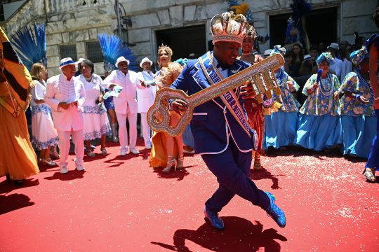 König Momo mit dem Stadtschlüssel