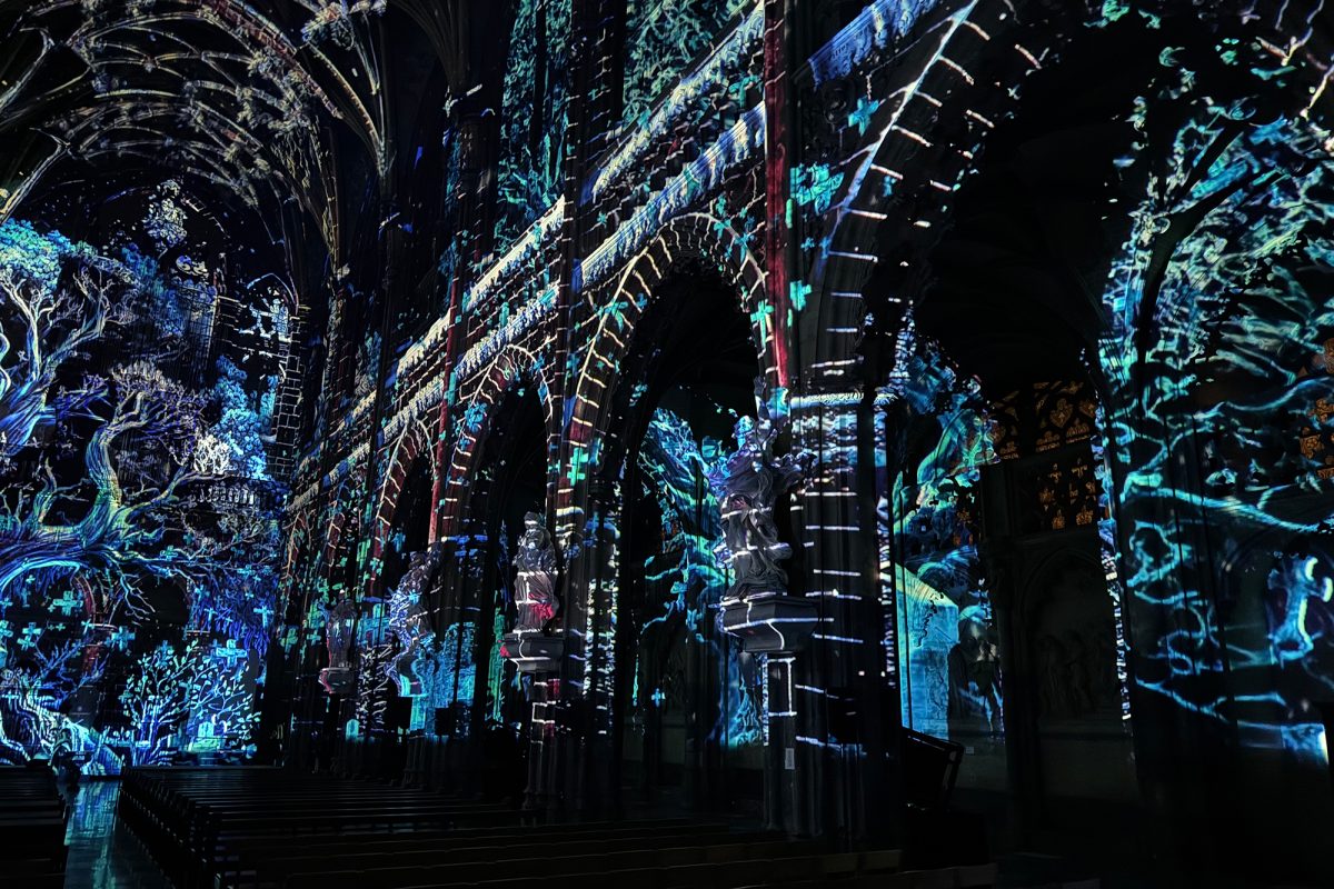 "Le Secret": Lichtershow in der Lütticher Kirche Saint-Jacques