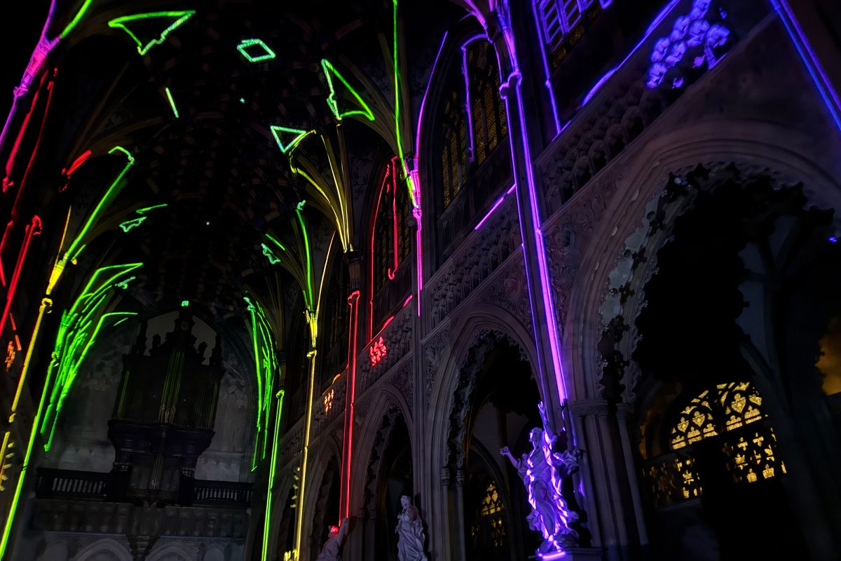 "Le Secret": Lichtershow in der Lütticher Kirche Saint-Jacques