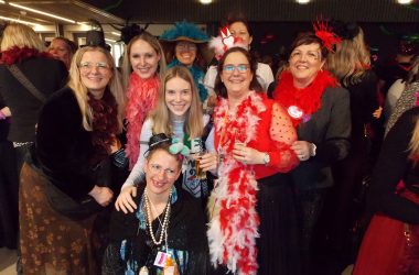 Möhnendonnerstag in Büllingen