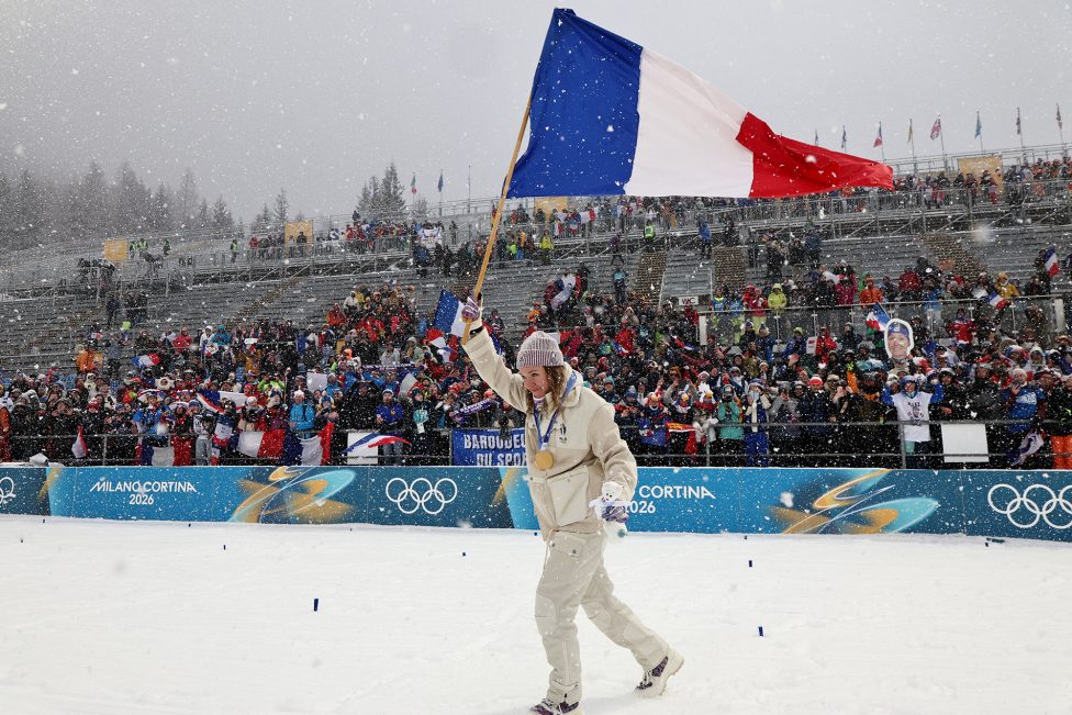 Océane Michelon hot Gold beim Biathlon-Massenstart der Damen
