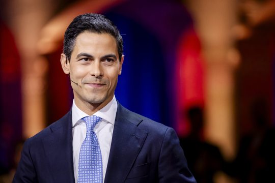 Rob Jetten bei einer Fernseh-Wahldebatte