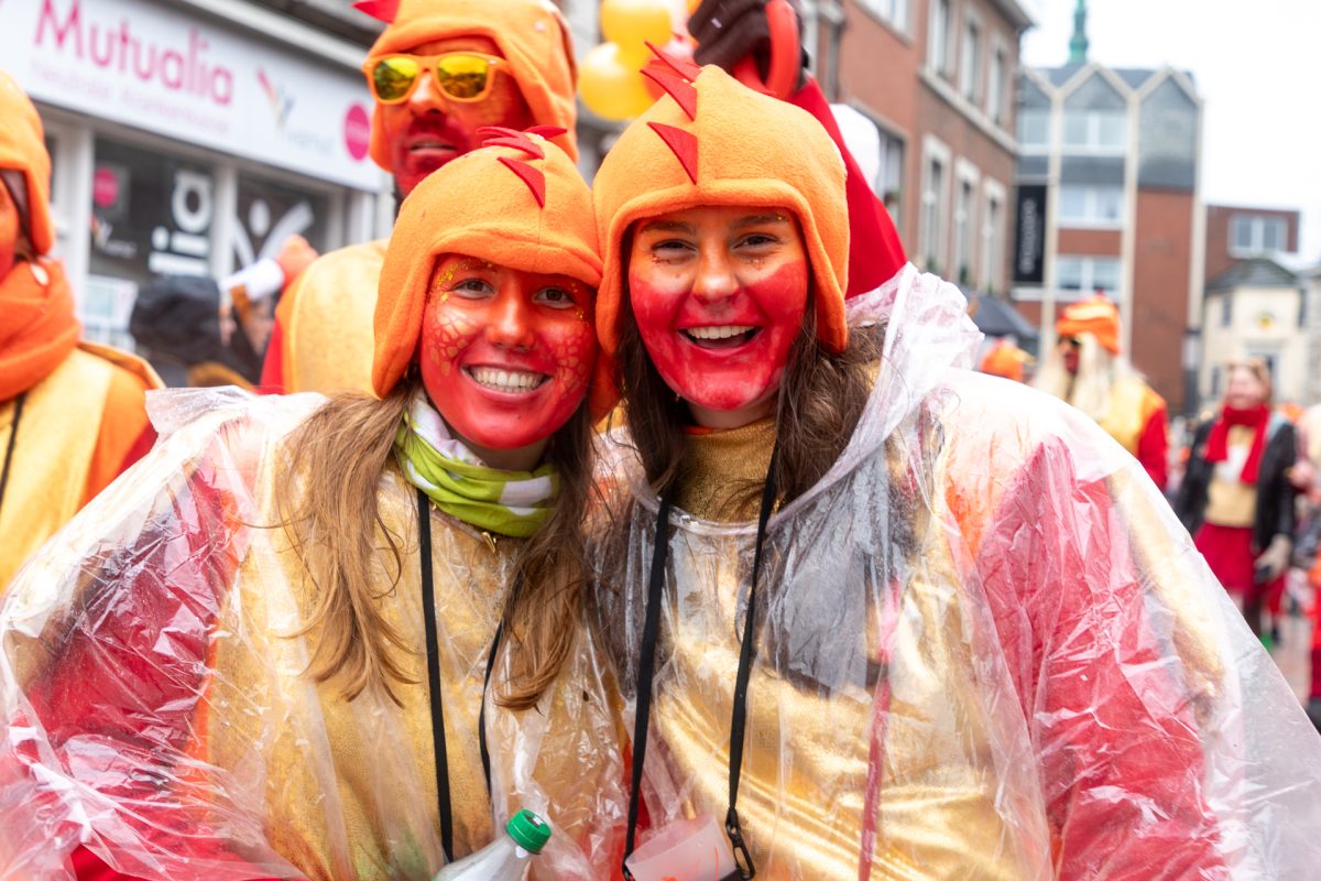 Rosenmontagszug in Eupen