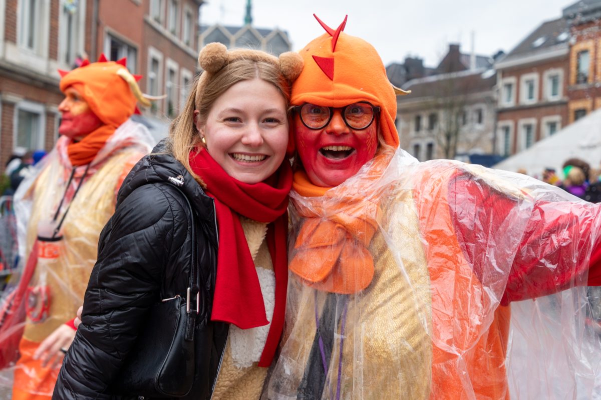 Rosenmontagszug in Eupen
