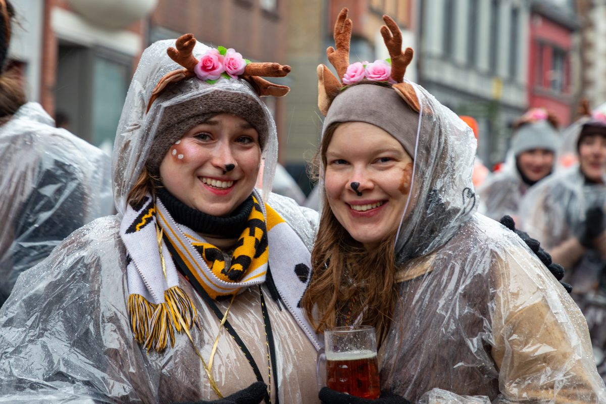 Rosenmontagszug in Eupen