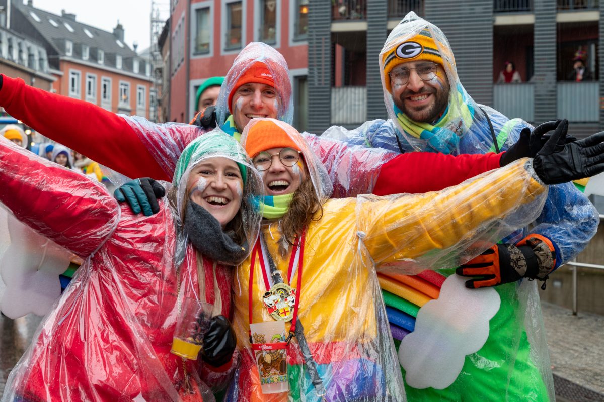 Rosenmontagszug in Eupen
