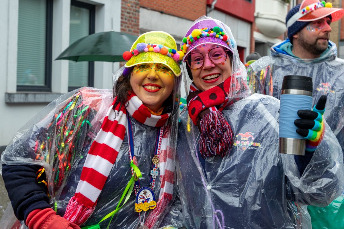 Rosenmontagszug in Eupen
