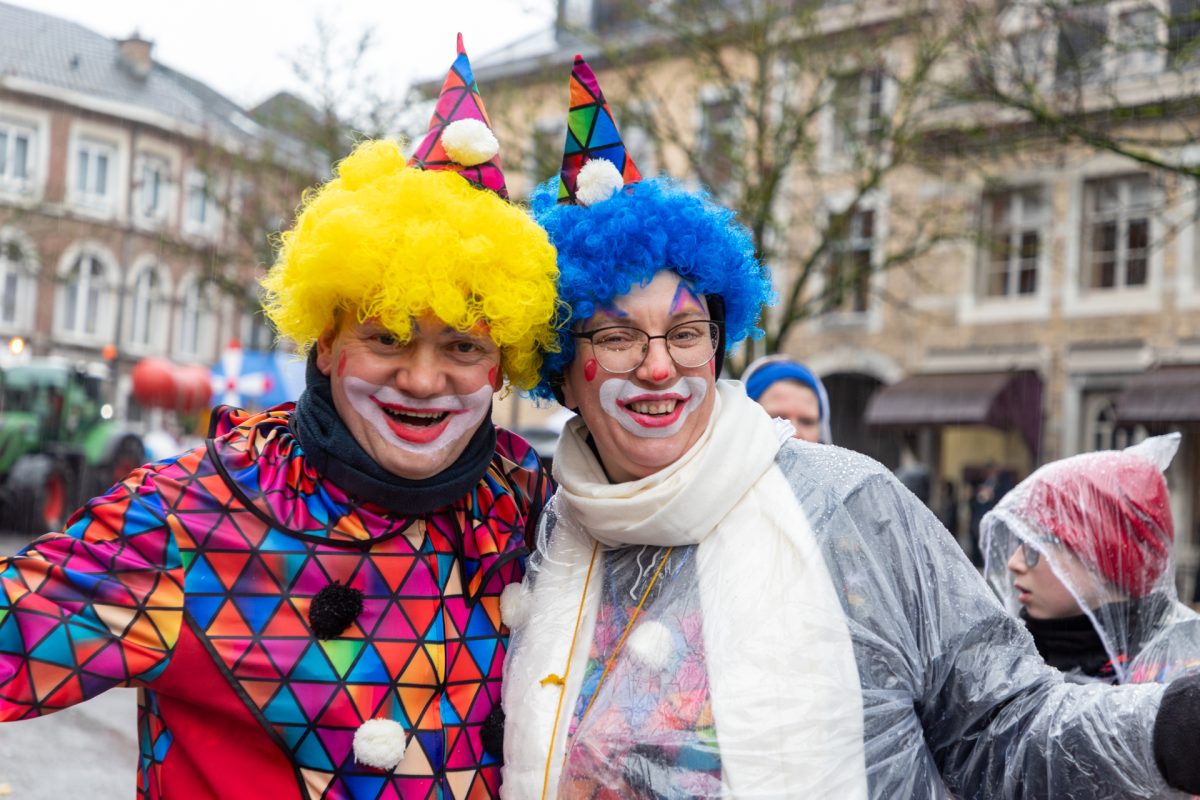 Rosenmontagszug in Eupen
