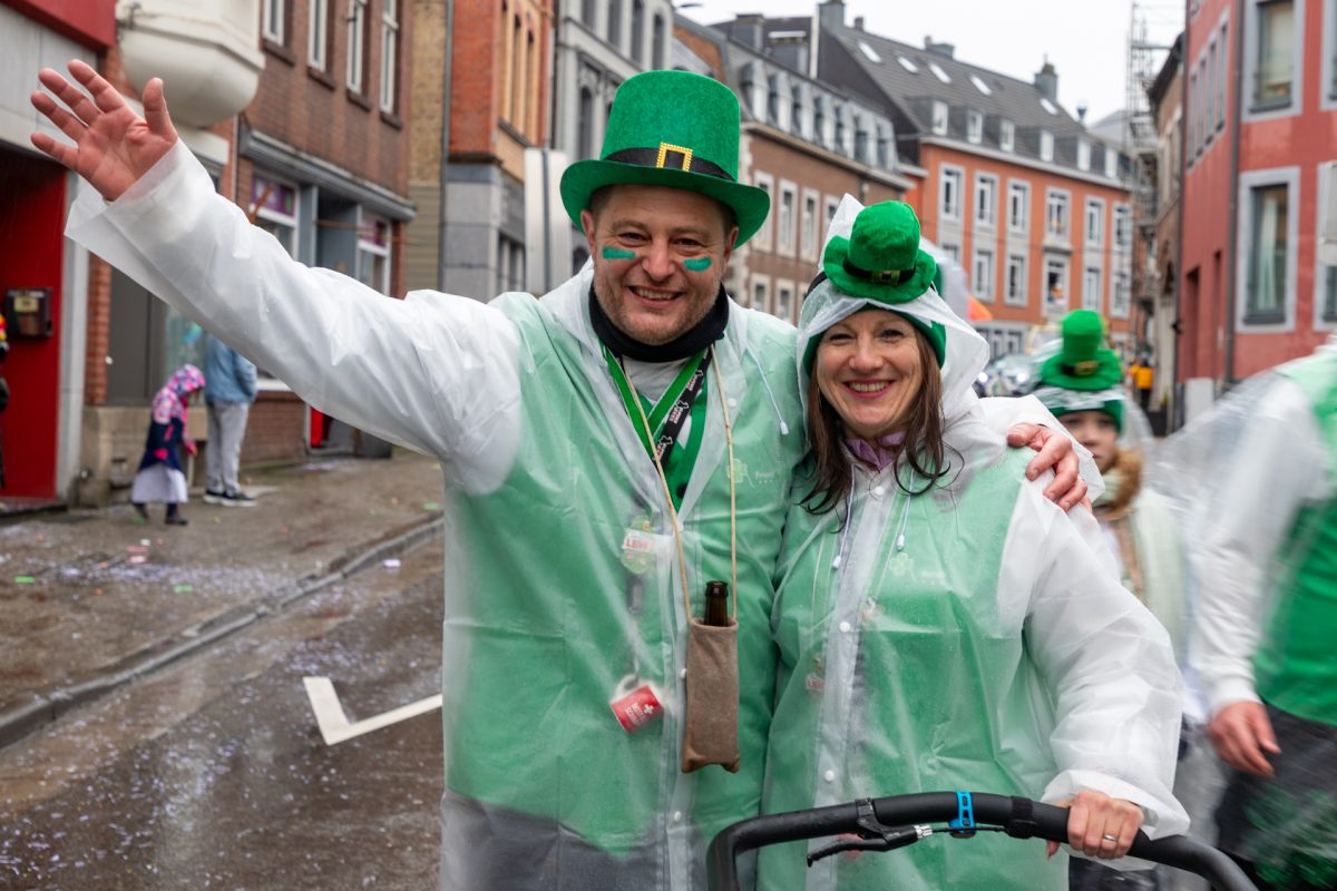 Rosenmontagszug in Eupen