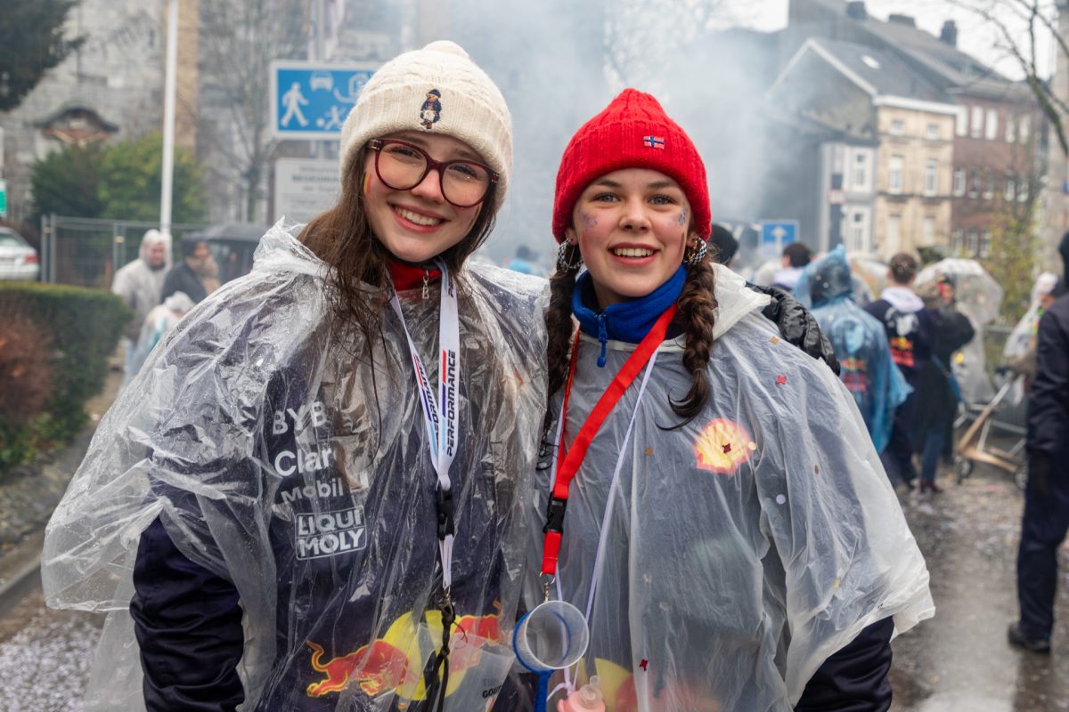 Rosenmontagszug in Eupen